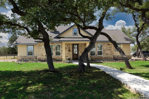 200 S Calvin Barrett, Blanco, TX, 78606-5897 | Card Image