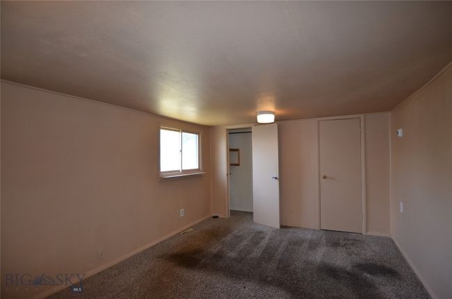 Main floor bedroom | Image 9