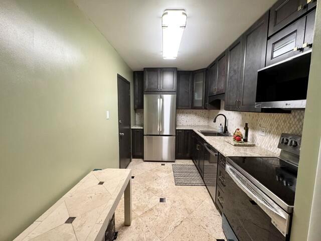 Residential Lease in Fort Lauderdale 5
