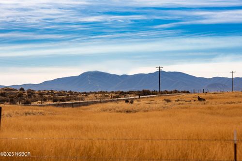 166 Russell Ranch Rd, CUYAMA, CA, 93254 | Card Image