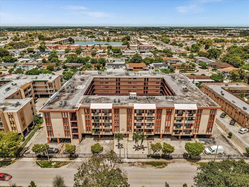apt-203-1075 W 68th St, Hialeah, FL, 33014-5128 | Card Image