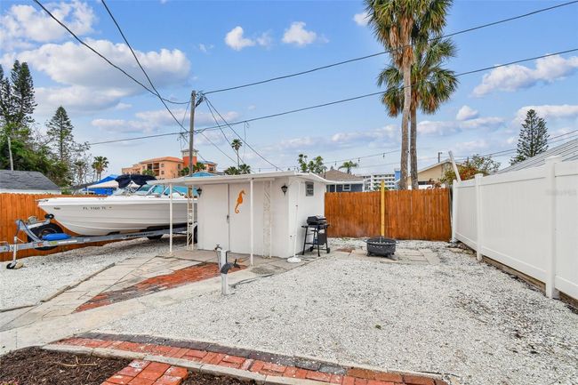 13320 2 Nd St E, Home with 2 bedrooms, 2 bathrooms and null parking in Madeira Beach FL | Image 36