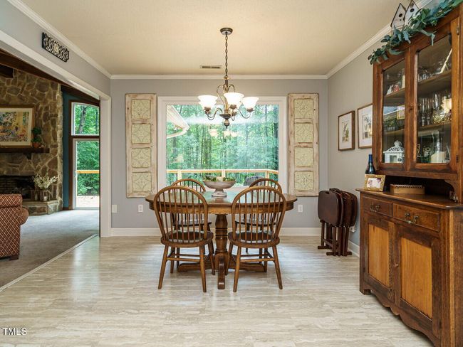 011-1280x960-dining-room | Image 11