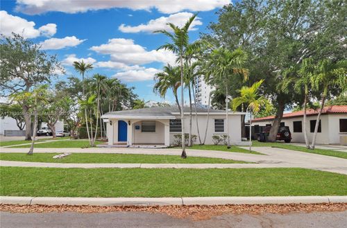 6397 Sw 9th St, West Miami, FL, 33144-4819 | Card Image