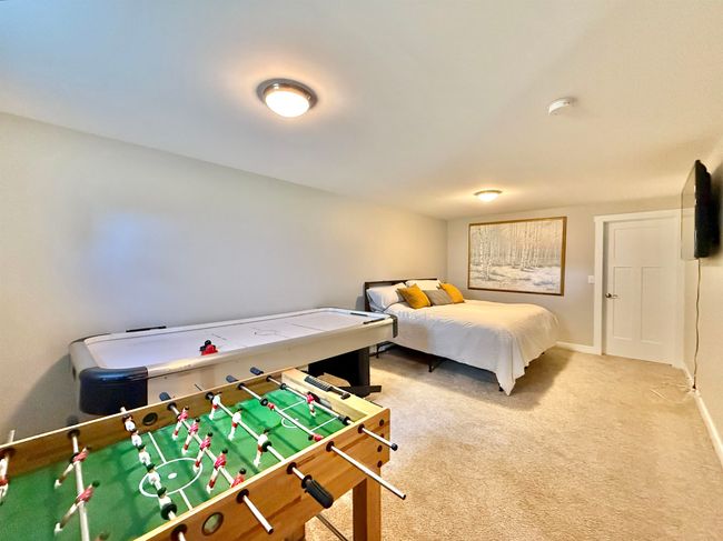 2324 Boulder Ln, House other with 7 bedrooms, 5 bathrooms and null parking in Beloit WI | Image 27