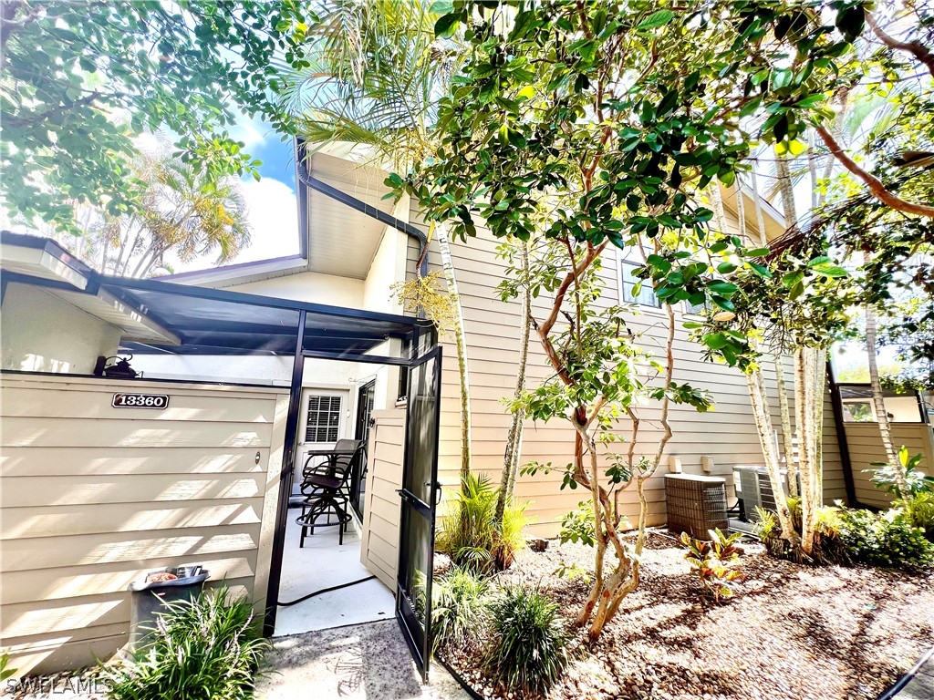 Fox Chapel Ct, Fort Myers, FL 33919
