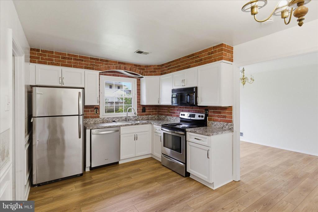 Residential in SEVERN 5