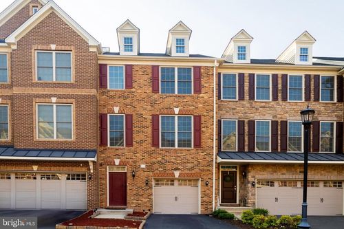 42624 Lisburn Chase Ter, CHANTILLY, VA, 20152-3229 | Card Image