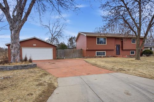 2119 Cornell St, Eau Claire, WI, 54703-1637 | Card Image