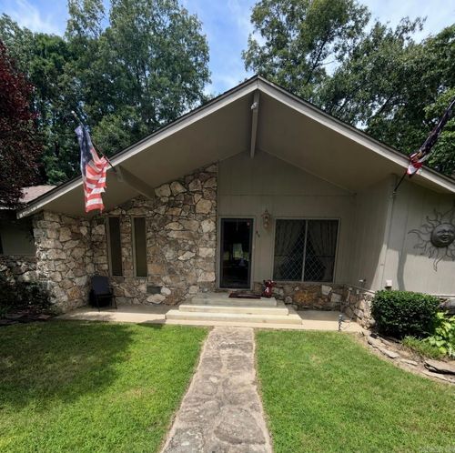 89 Heritage Dr, Greers Ferry, AR, 72067-8876 | Card Image