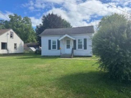 24 E 3rd Street, CLINTONVILLE, WI, 54929 | Card Image