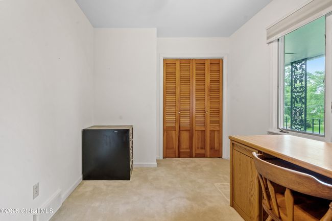 19 Tamarack Ln, House other with 4 bedrooms, 3 bathrooms and 6 parking in Schenectady NY | Image 38