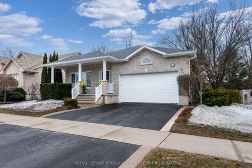 267 Honeywood Ave, Kingston, ON, K7K7L4 | Card Image