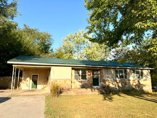 310 E 4th St, Mountain View, MO, 65548-8460 | Card Image