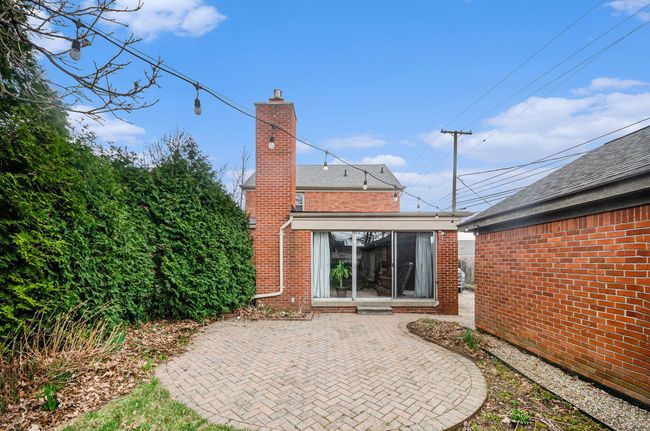 1651 Littlestone Rd, House other with 3 bedrooms, 2 bathrooms and null parking in Grosse Pointe Woods MI | Image 16