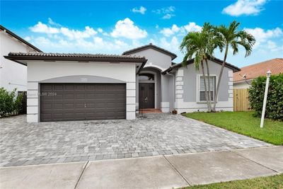 6850 Sw 159th Pl, House other with 3 bedrooms, 2 bathrooms and null parking in Miami FL | Image 1