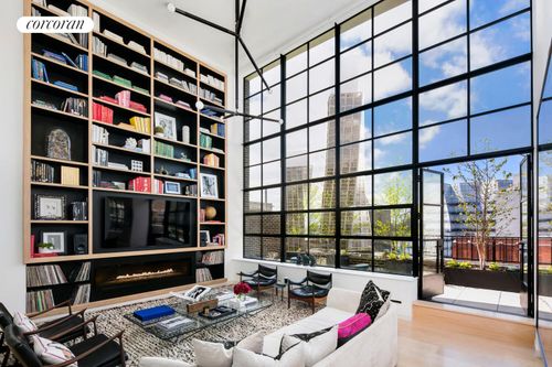 phh-456 W 19th St, New York, NY, 10011-3861 | Card Image