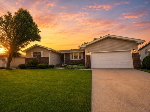 1619 W 95th Ave, Crown Point, IN, 46307-2110 | Card Image