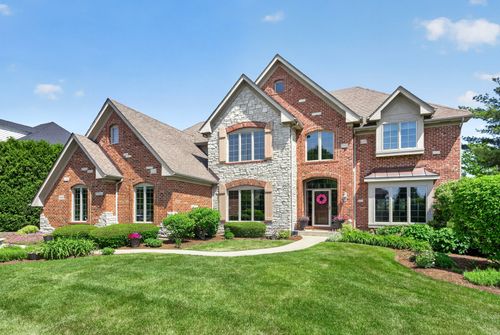 39W696 Henry David Thoreau Pl, St. Charles, IL, 60175-6574 | Card Image