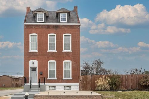 3023 Bailey, St Louis, MO, 63107 | Card Image