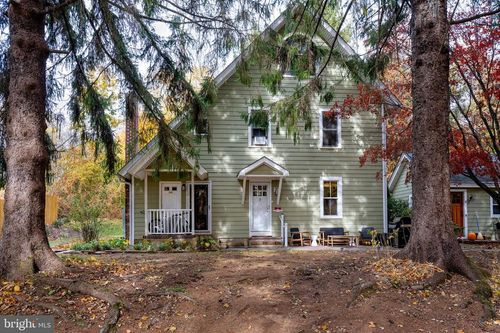 7 Castle Ln, HOPEWELL, NJ, 08525-1109 | Card Image