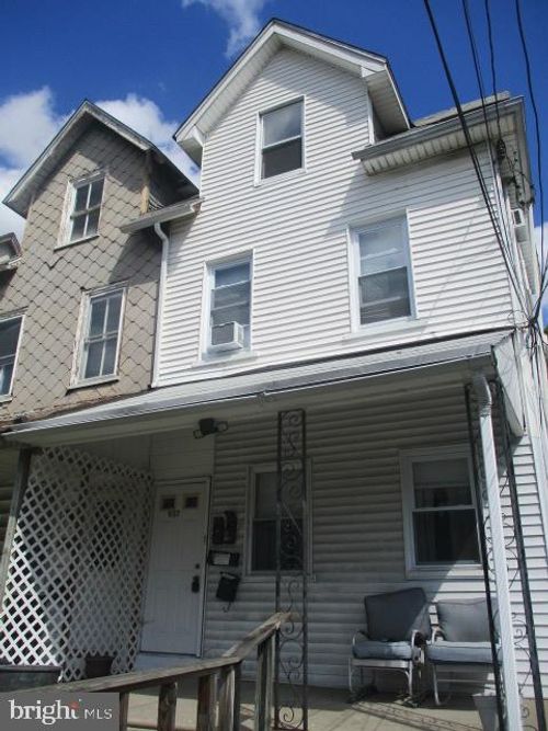 957 Springfield Rd, DARBY, PA, 19023-1520 | Card Image