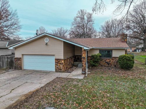 509 W 13th Ave, El Dorado, KS, 67042-3817 | Card Image