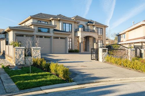 9111 Maple Pl, Richmond, BC, V7E1G8 | Card Image