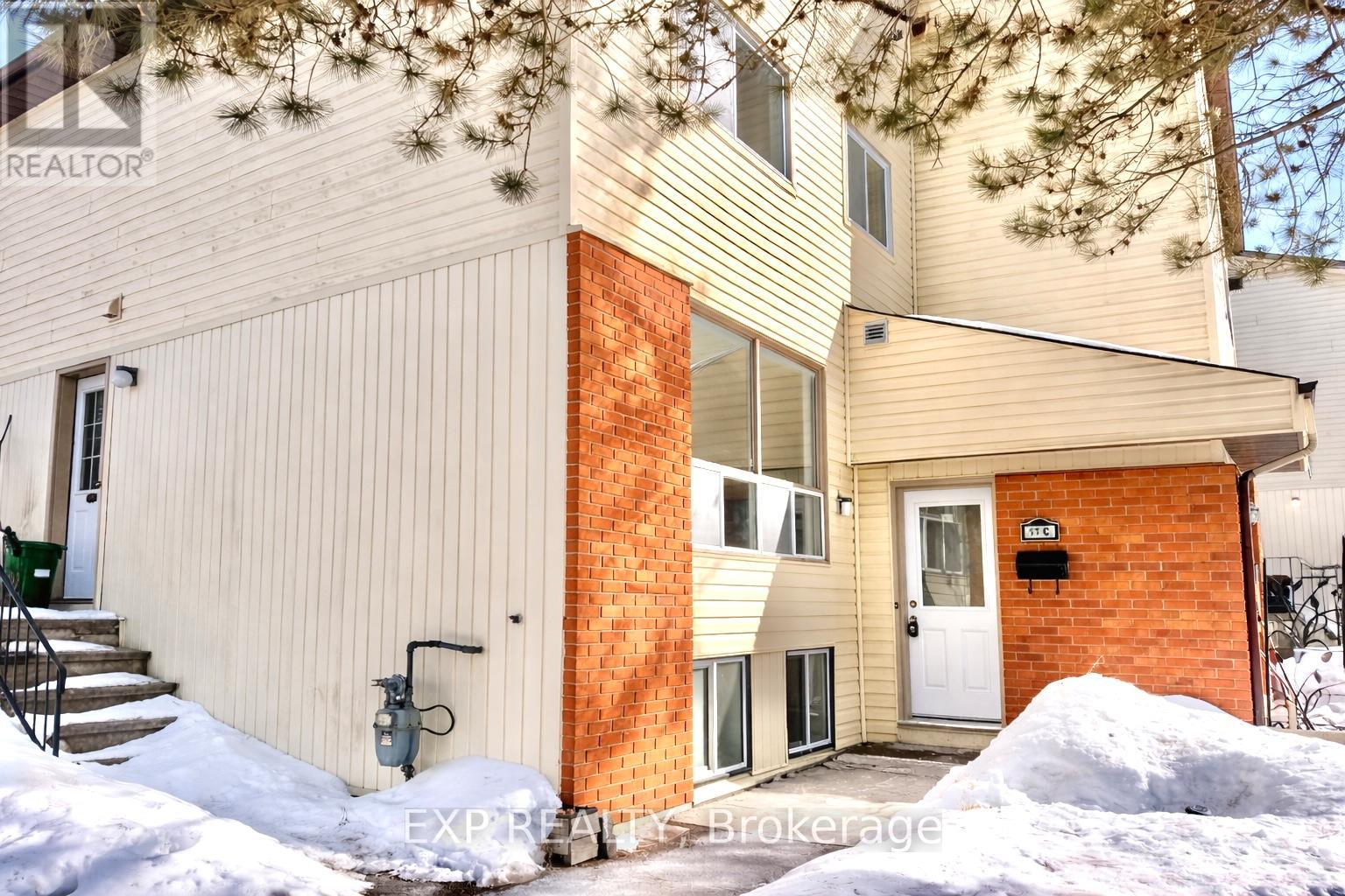Residential Lease in Ottawa