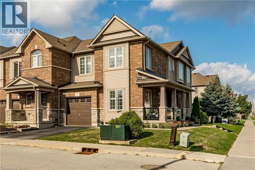 1-515 Winston Rd, Grimsby, ON, L3M0C8 | Card Image