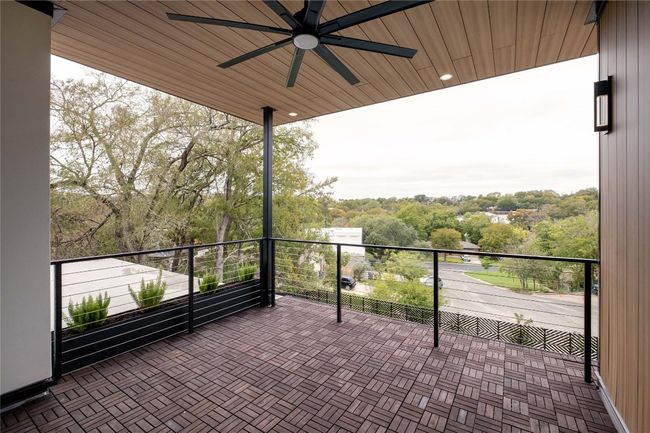 2401 Oakhaven Cir, House other with 5 bedrooms, 5 bathrooms and 3 parking in Austin TX | Image 22