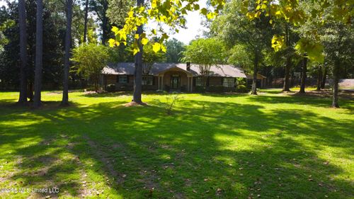 8 Sunflower Rd, Foxworth, MS, 39483-3826 | Card Image