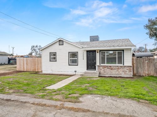 10628 Balm Of Gilead, Armona, CA, 93202-7769 | Card Image