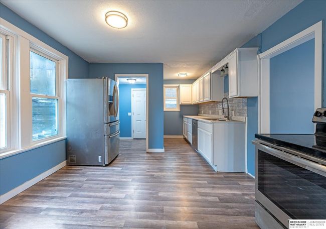 122 E Angle Ave, House other with 4 bedrooms, 2 bathrooms and 1 parking in Council Bluffs IA | Image 4