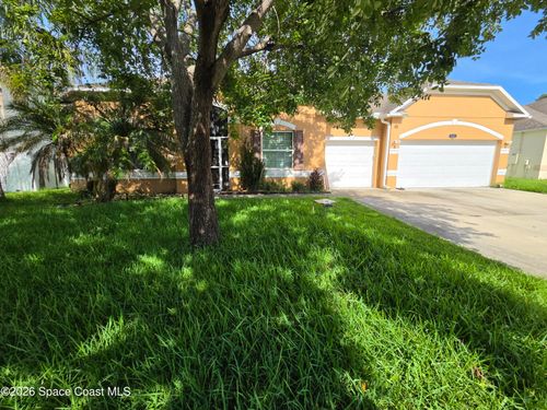 557 L M Davey Ln, TITUSVILLE, FL, 32780-7274 | Card Image