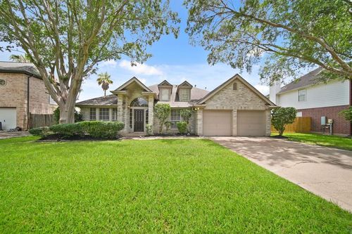 1903 San Joaquin Pkwy, Friendswood, TX, 77546-5930 | Card Image