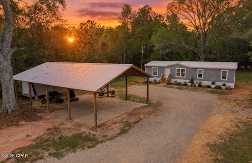 650 Satellite Rd, Graceville, FL, 32440-4658 | Card Image