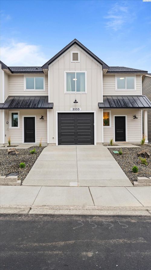 3555 W 6th Place, Kennewick, WA, 99336 | Card Image