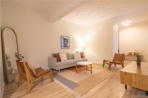 2c-2181 Pacific St, Brooklyn, NY, 11233-4062 | Card Image