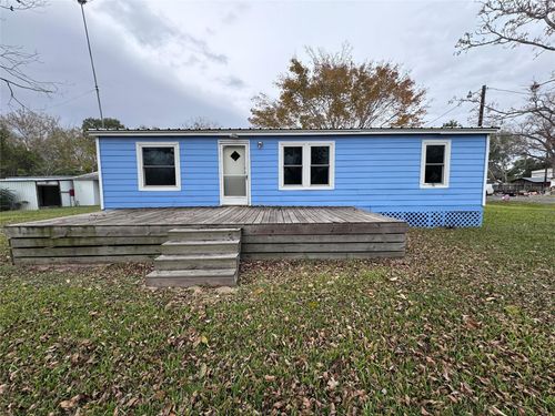 902 1st St, Louise, TX, 77455 | Card Image