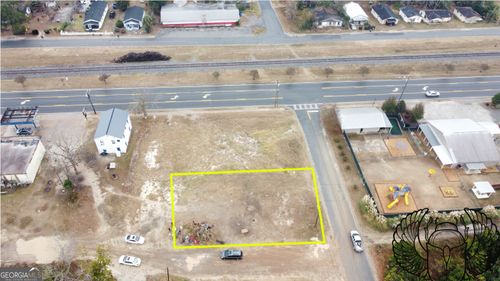 110 112 N Madison Street, Lyons, GA, 30436 | Card Image