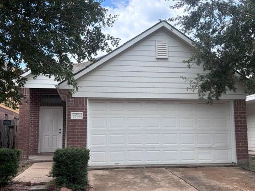 7246 Shaman Ln, Houston, TX, 77083-8023 | Card Image