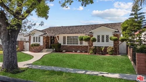 10411 Saint James Ave, South Gate, CA, 90280-7001 | Card Image