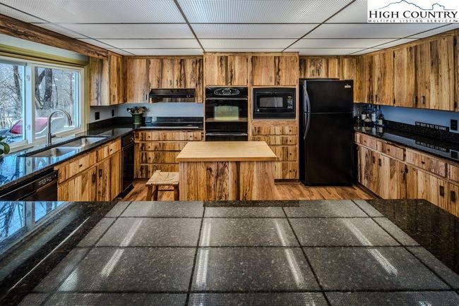 202 Cliffside Ln, House other with 4 bedrooms, 3 bathrooms and null parking in Seven Devils NC | Image 16