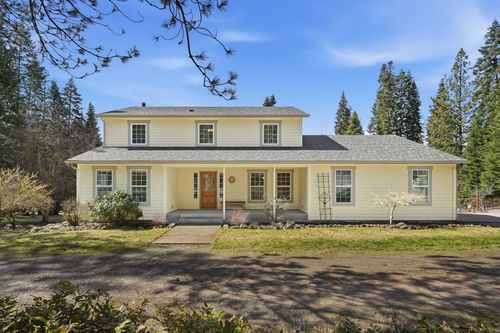 92 Fan Lake Rd W, Elk, WA, 99009-8501 | Card Image