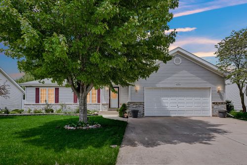 1565 Stefanie Ln, Bourbonnais, IL, 60914-9805 | Card Image
