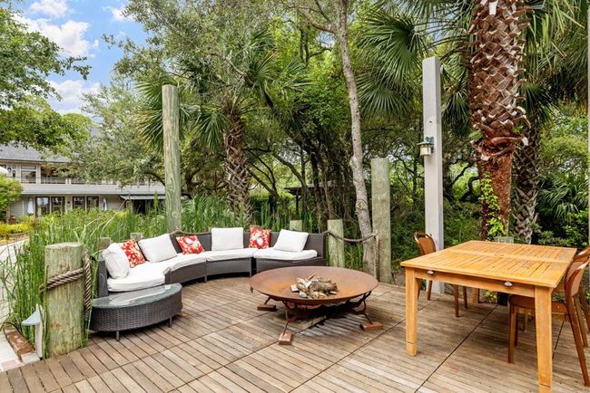 2285 Hwy 98, House other with 6 bedrooms, 7 bathrooms and 6 parking in Carrabelle FL | Image 37