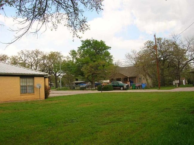 205 E Elm St, House other with 1 bedrooms, 1 bathrooms and null parking in Burnet TX | Image 16