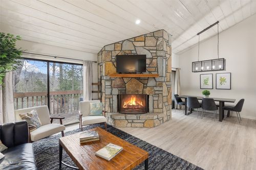 26-84 Emerald Rd, Sapphire, NC, 28774 | Card Image