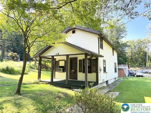 4024 S 2nd St, Emmaus, PA, 18049-3985 | Card Image